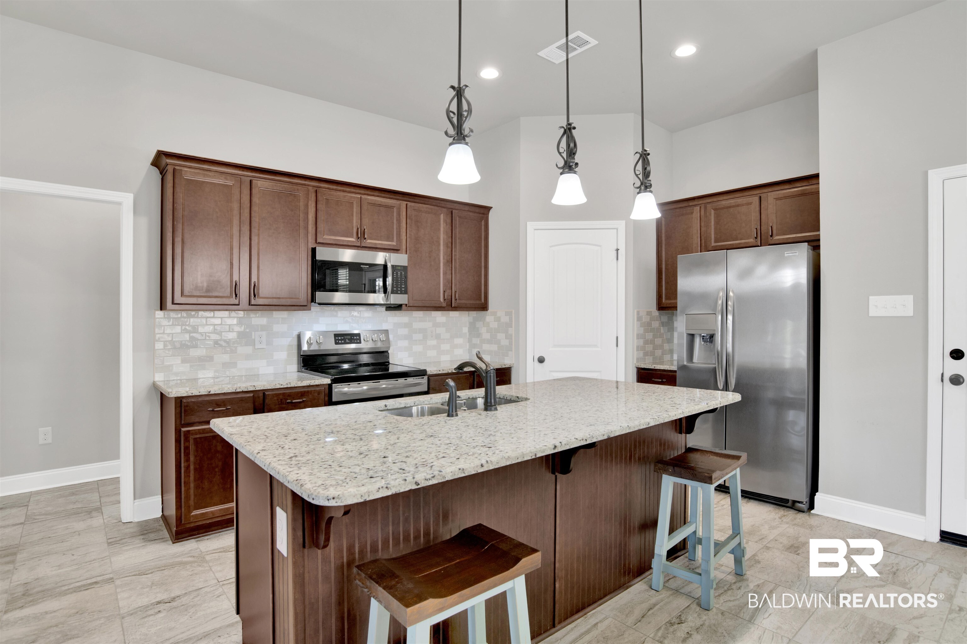 1392 Surrey Loop Foley, AL 36535 - Photo 11 of 35