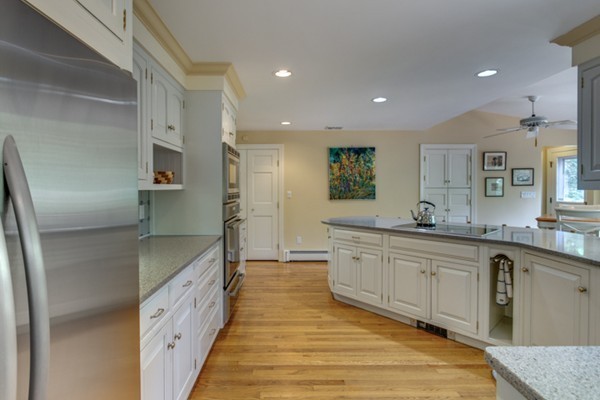 23 Myopia Road Winchester, MA 01890 - Photo 5 of 30 Gallery Image 5