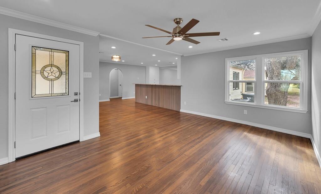 3213 South 3rd Street Waco, TX 76706 - Photo 2 of 34