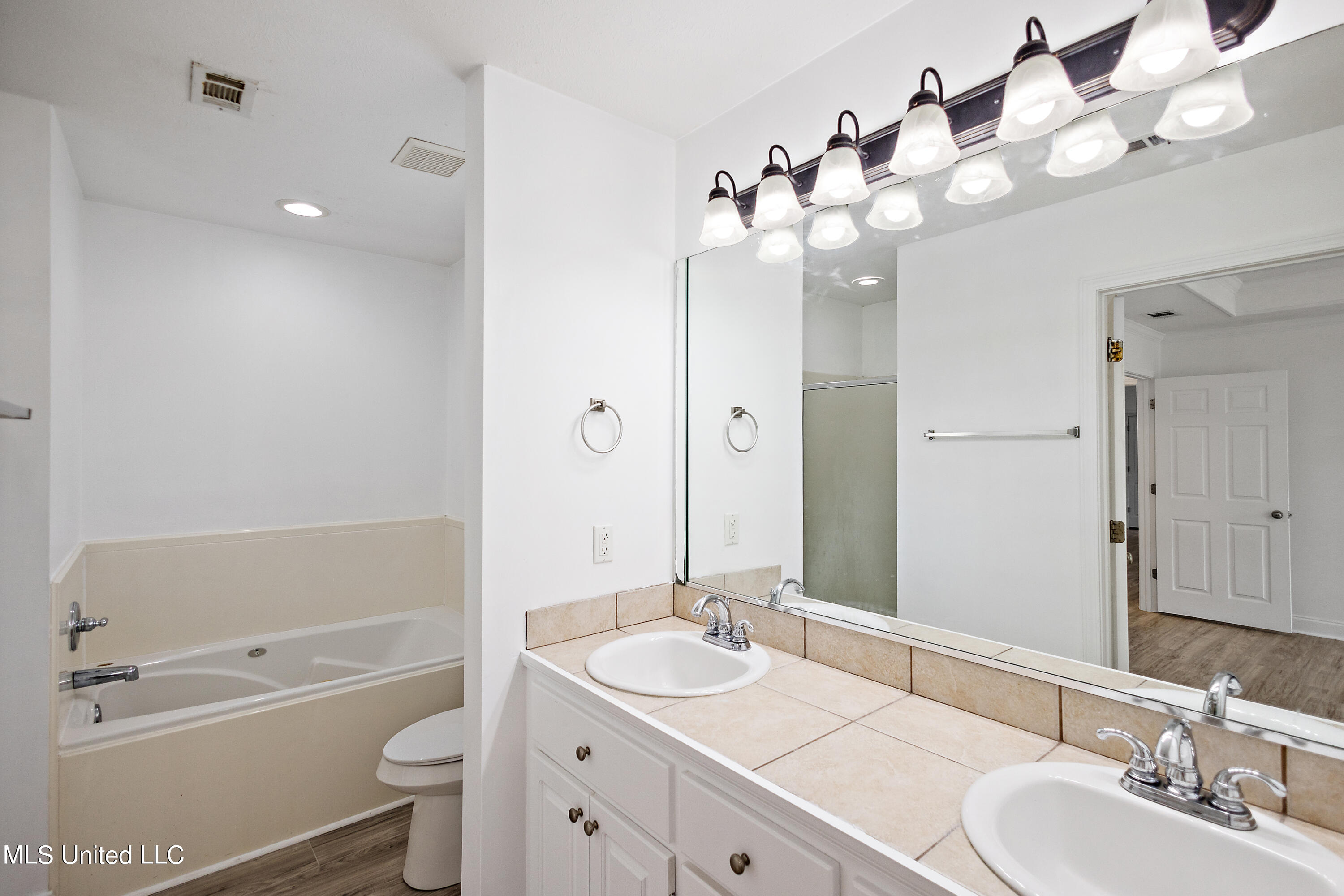108 Ash Ridge Place Pearl, MS 39208 - Photo 8 of 15 13-HTP20785
