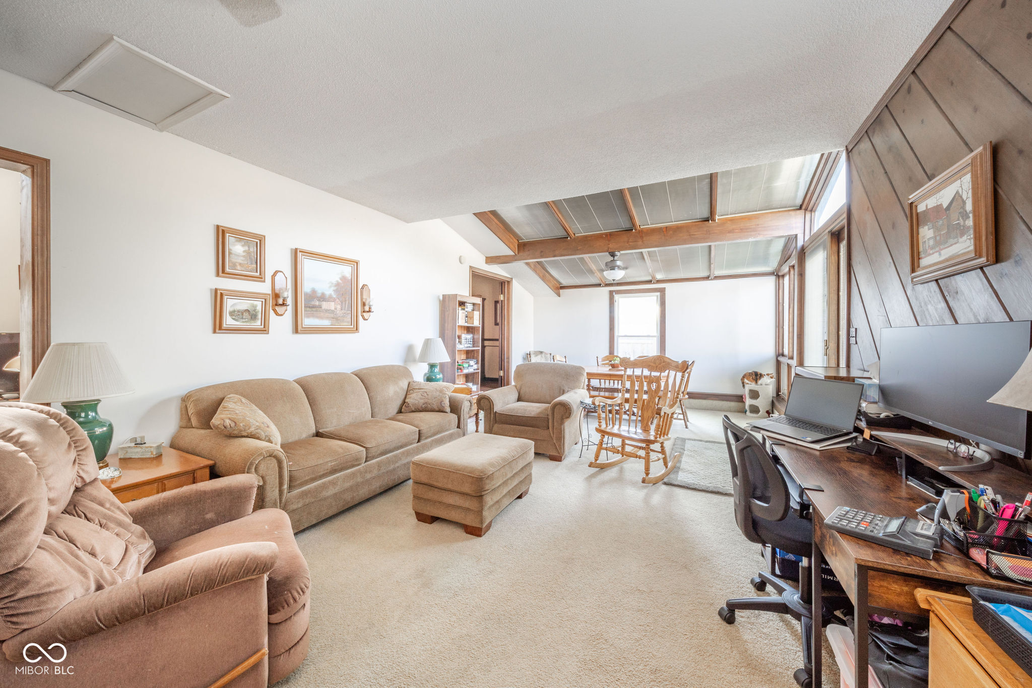 1001 South Devonshire Road Yorktown, IN 47396 - Photo 11 of 39 Gallery Image 11