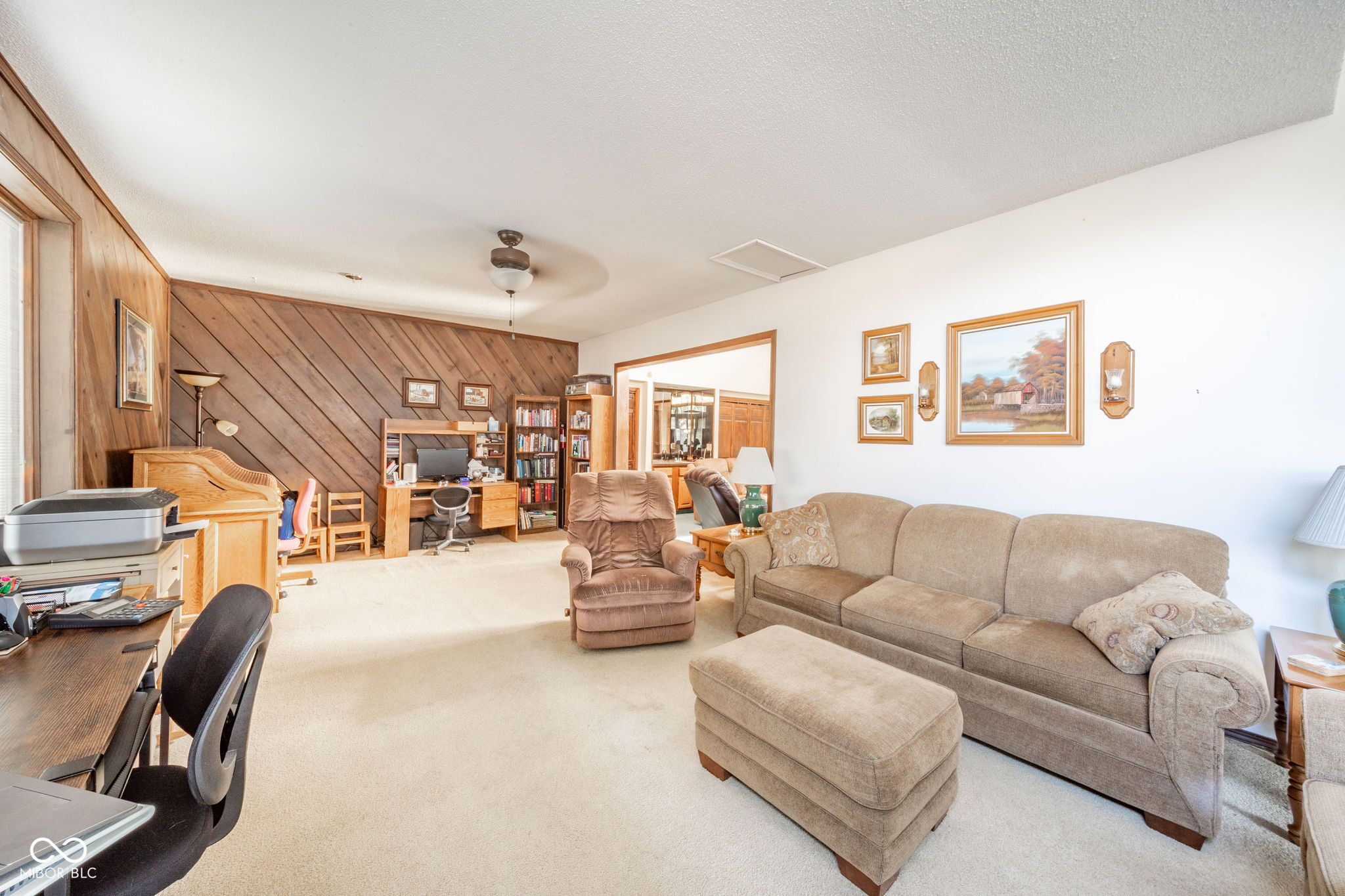 1001 South Devonshire Road Yorktown, IN 47396 - Photo 12 of 39 Gallery Image 12