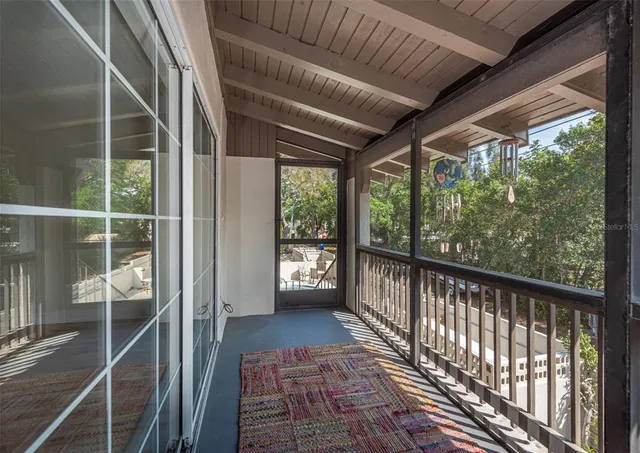 $1,950 | 6042 1st Avenue South, Unit 31, St. Petersburg, FL 33707