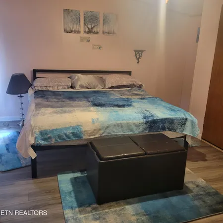 $209,900 | 1618 Omaha Trail, Dandridge, TN 37725