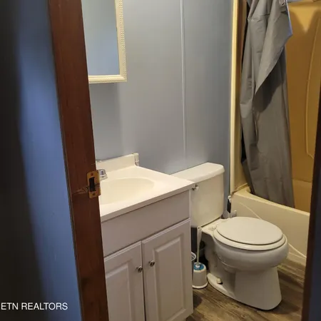 $209,900 | 1618 Omaha Trail, Dandridge, TN 37725