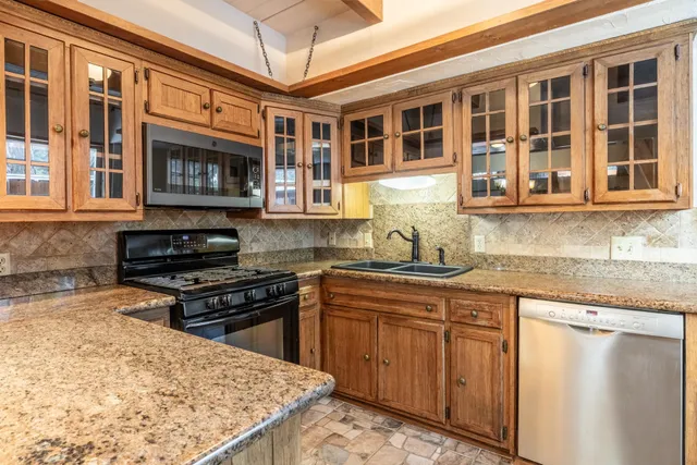 $1,139,000 | 64 Mill Street, Unit 26, Mammoth Lakes, CA 93546