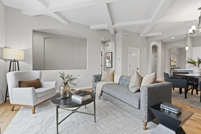 $899,900 | N106W6590 Stone Lake Circle, Unit 10, Cedarburg, WI 53012