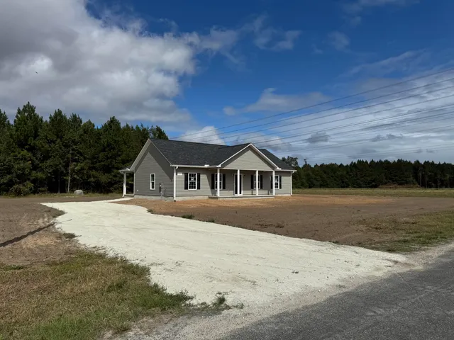 $312,900 | 471 Reeves Farm Road, St. George, SC 29477