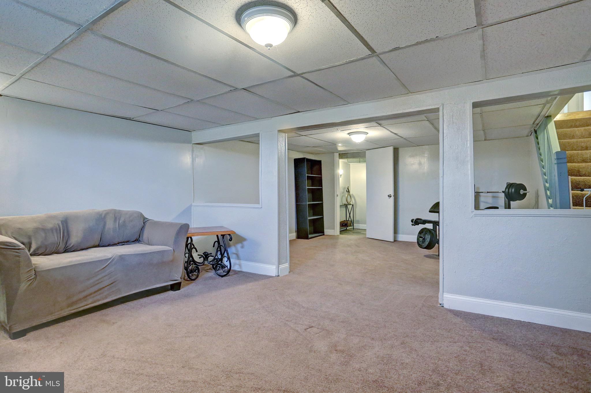 411 Colonial Road Harrisburg, PA 17109 - Photo 18 of 25 Gallery Image 18