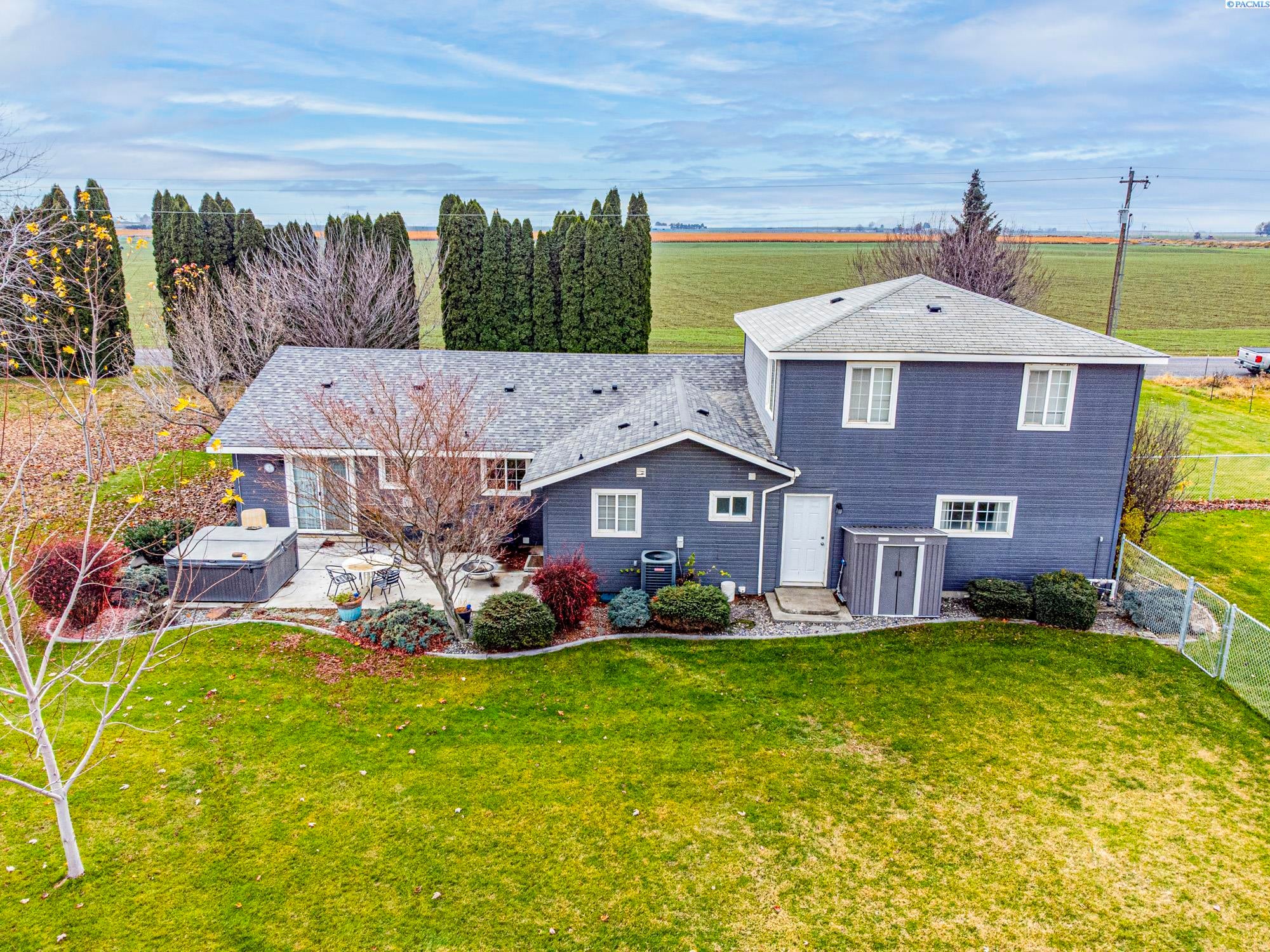 3492 Elm Road Pasco, WA 99301 - Photo 8 of 41 Gallery Image 8
