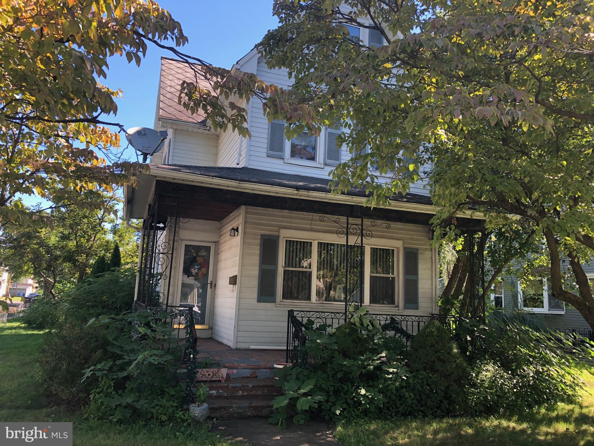 201 Heulings Avenue Riverside, NJ 08075 - Photo 1 of 15