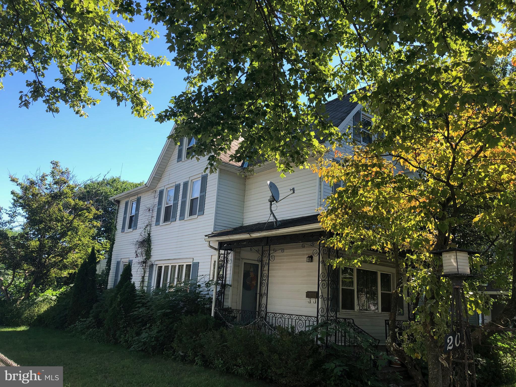 201 Heulings Avenue Riverside, NJ 08075 - Photo 3 of 15