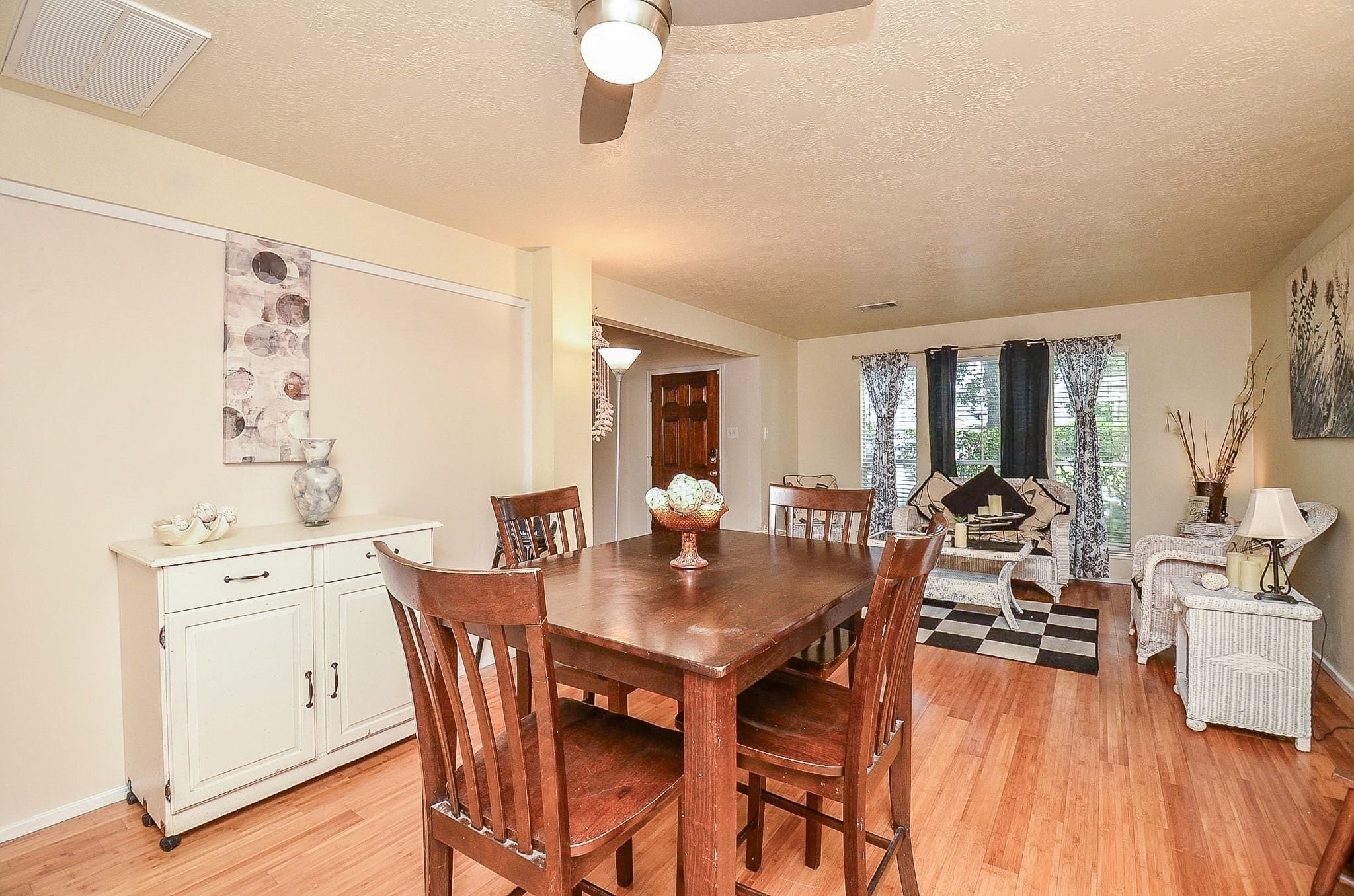 1207 Gerona Boulevard Rosenberg, TX 77471 - Photo 8 of 34