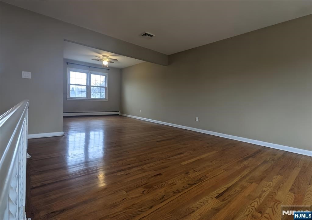 88 Herrick Street East Rutherford, NJ 07073 - Photo 3 of 27 Gallery Image 3