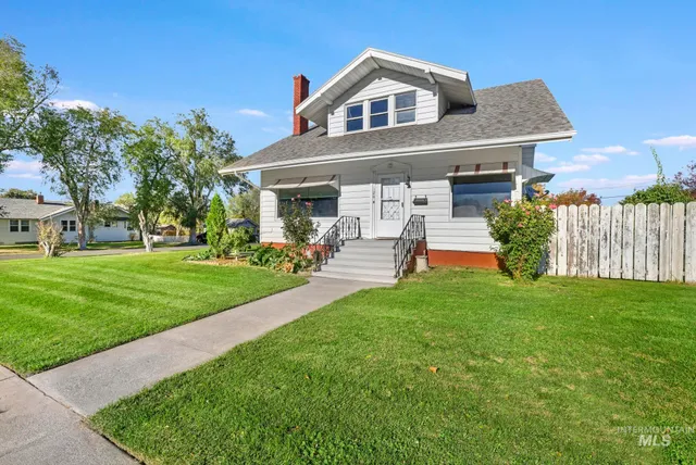 $344,900 | 126 12th Avenue North, Buhl, ID 83316