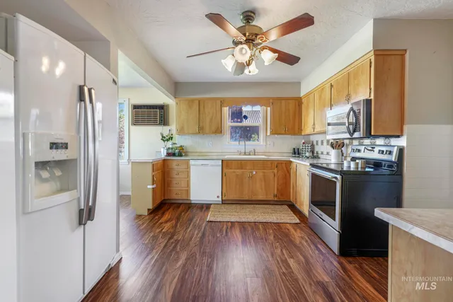 $344,900 | 126 12th Avenue North, Buhl, ID 83316