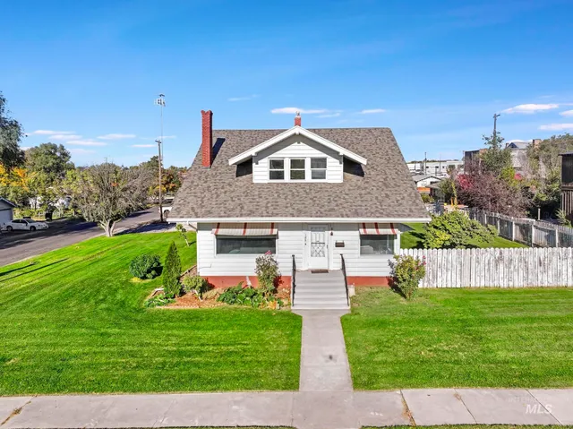 $344,900 | 126 12th Avenue North, Buhl, ID 83316