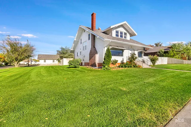 $344,900 | 126 12th Avenue North, Buhl, ID 83316