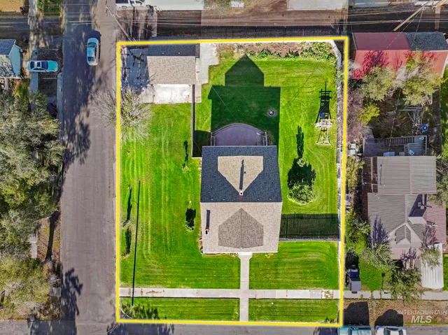 $344,900 | 126 12th Avenue North, Buhl, ID 83316