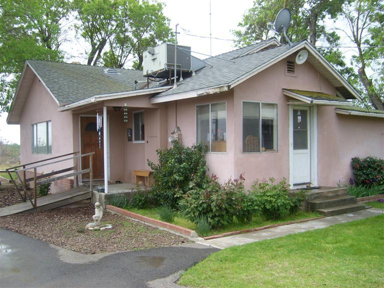 5920 West Springfield Avenue Raisin City, CA 93652 - Photo 1 of 13 Gallery Image 1