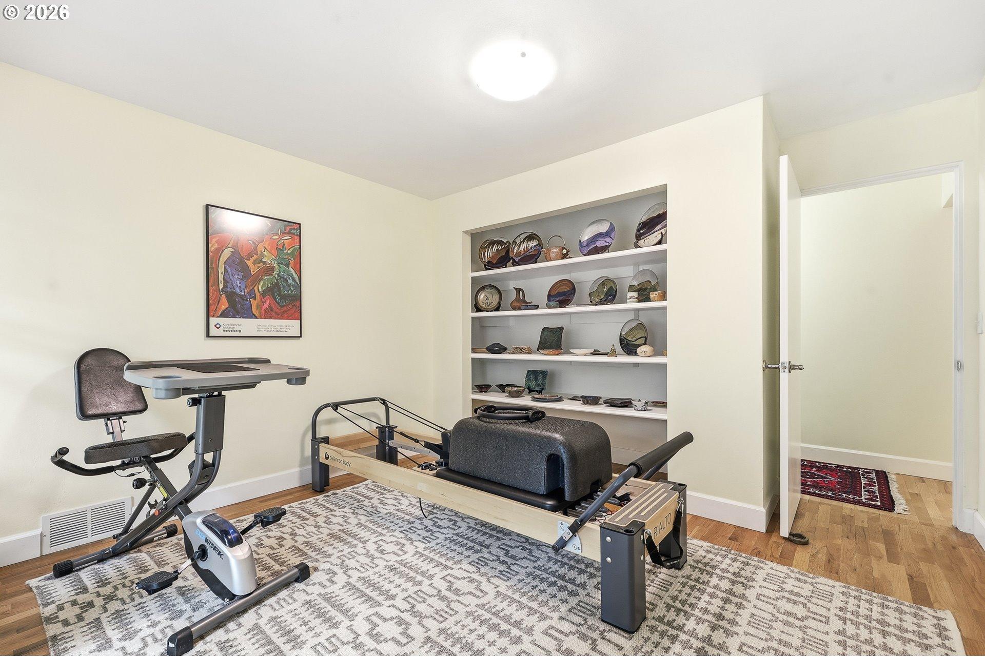 595 Dartmoor Drive Eugene, OR 97401 - Photo 23 of 45 Gallery Image 23
