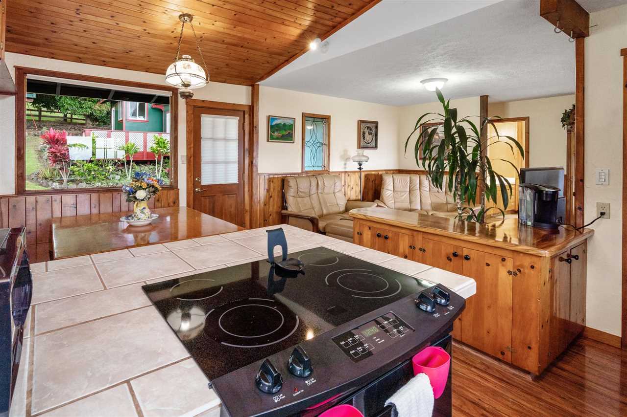 53 Maukanani Road Kula, HI 96790 - Photo 10 of 28