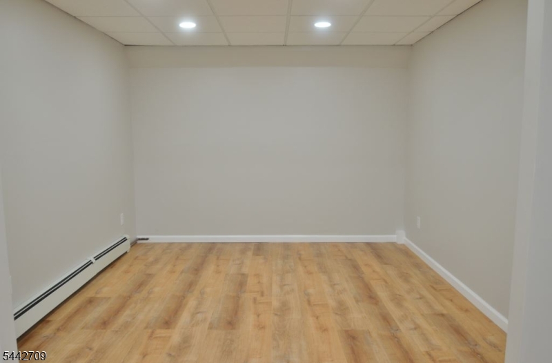10 Ridgedale Avenue East Hanover, NJ 07936 - Photo 3 of 12