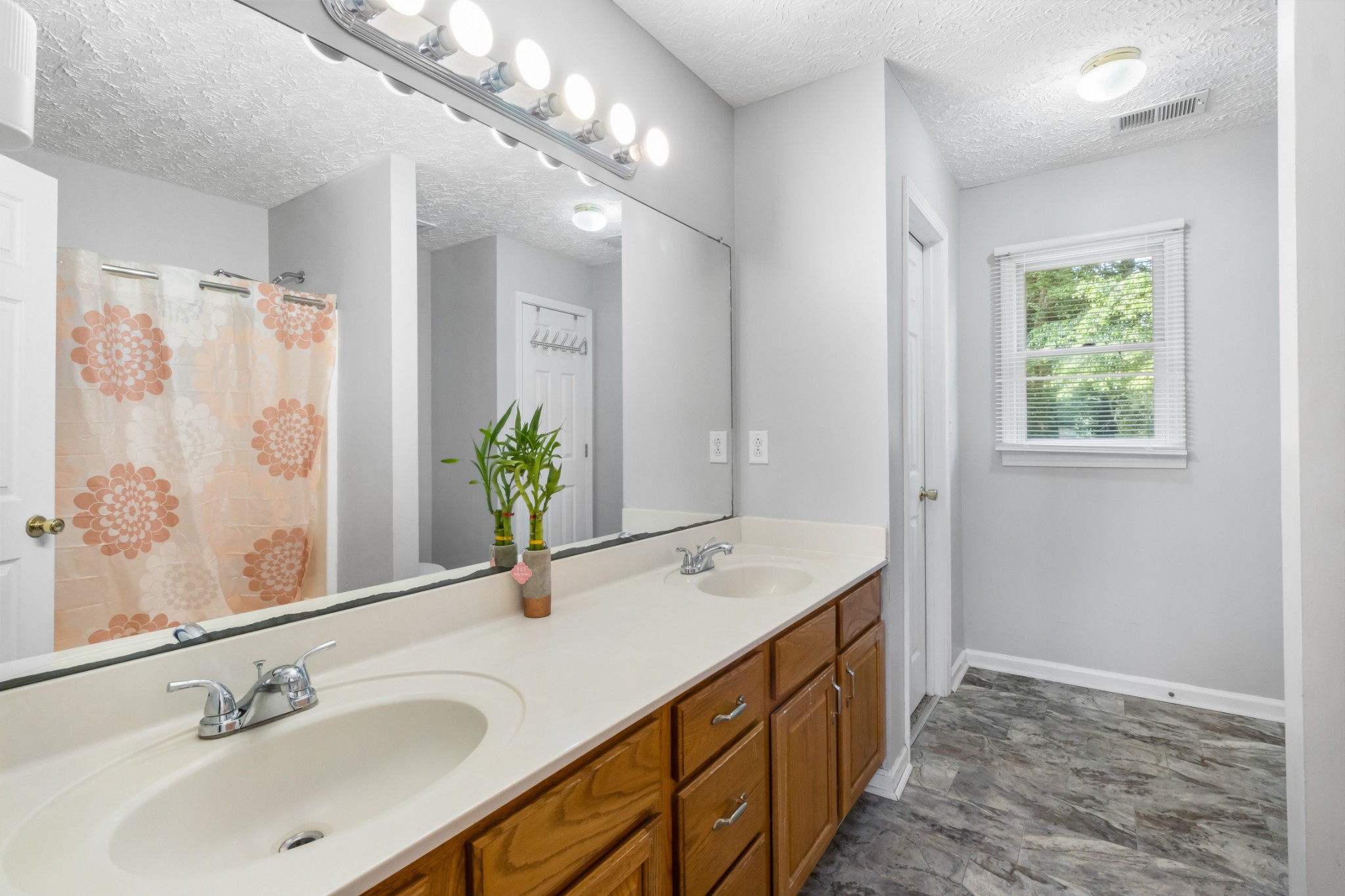 282 Shiloh Road Clarksville, TN 37042 - Photo 12 of 18 Gallery Image 12