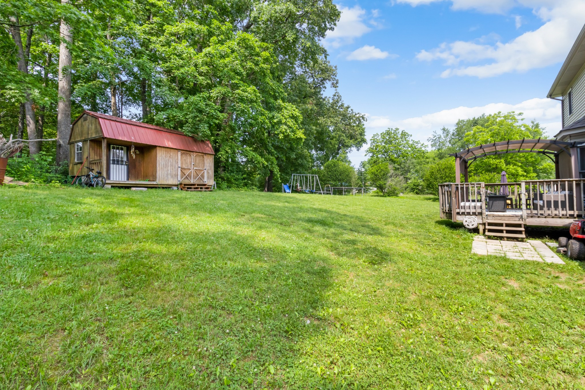 282 Shiloh Road Clarksville, TN 37042 - Photo 3 of 18 Gallery Image 3