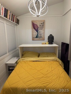 624 Vineyard Point Road Guilford, CT 06437 - Photo 16 of 38 a bedroom with a bed and a window