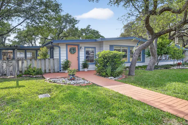 $489,900 | 307 North 4th Street, Fulton, TX 78358