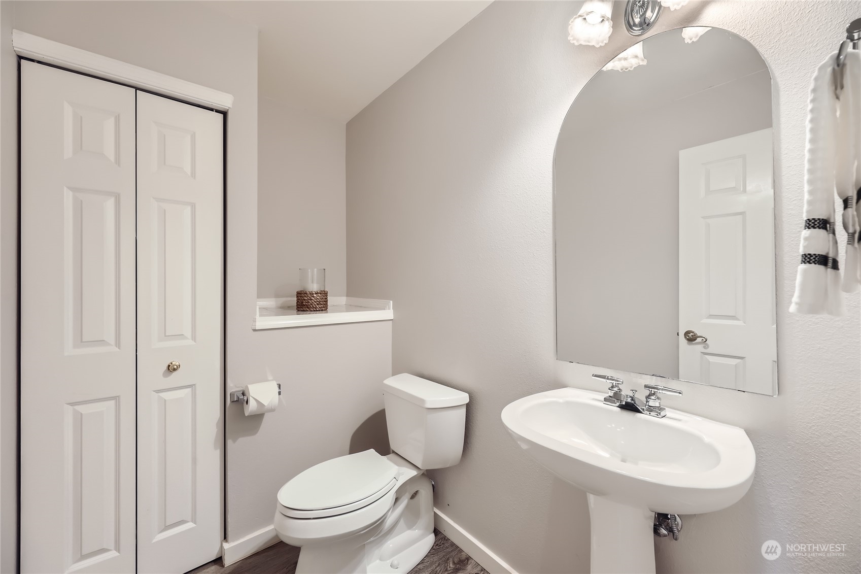 2201 Southeast 192nd, Unit F3 Bothell, WA 98012 - Photo 5 of 15 Gallery Image 5