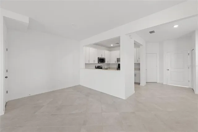 $1,800 | 15003 White Pearl Road, Punta Gorda, FL 33982