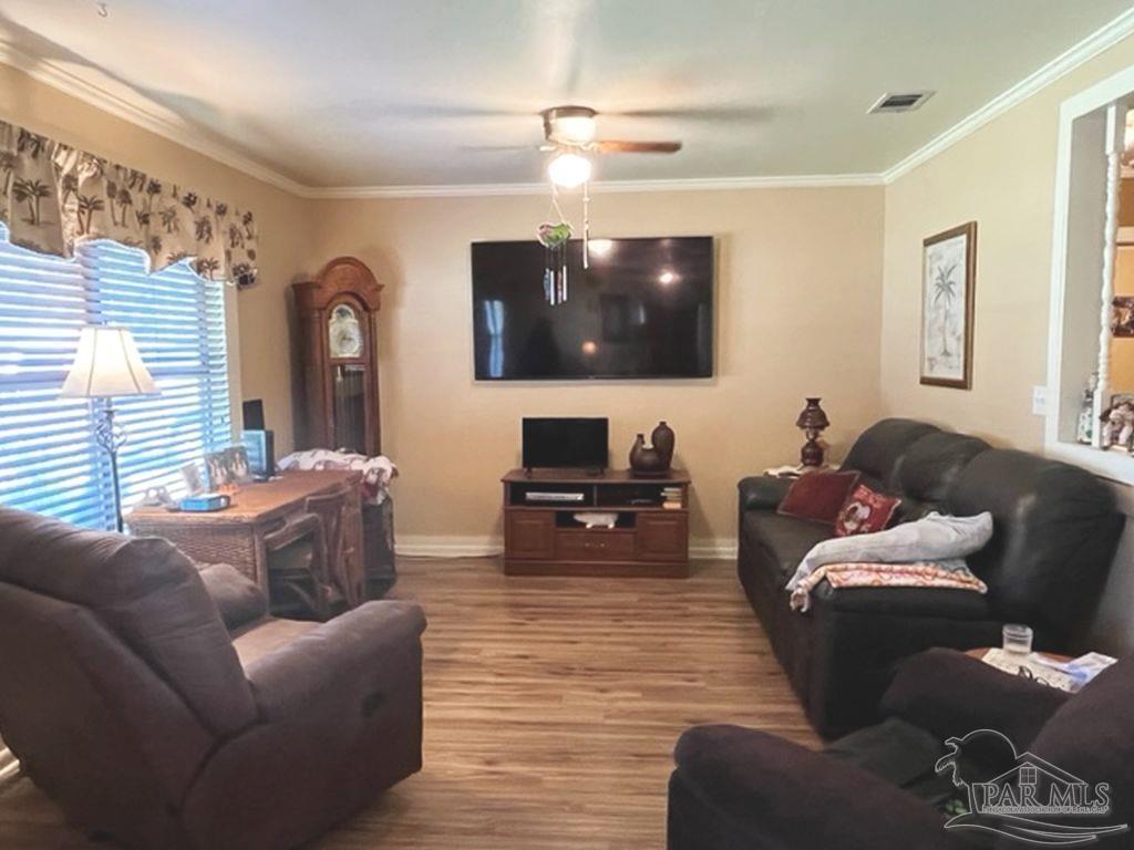 308 Cloverdale Road Atmore, AL 36502 - Photo 5 of 24