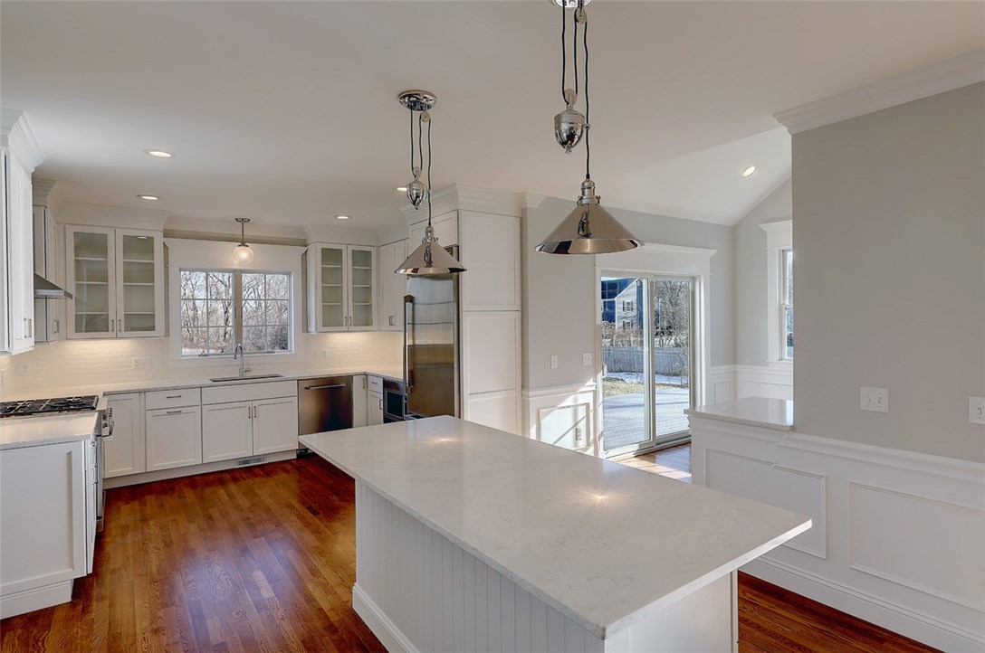 3 Fox Run Road Barrington, RI 02806 - Photo 12 of 39