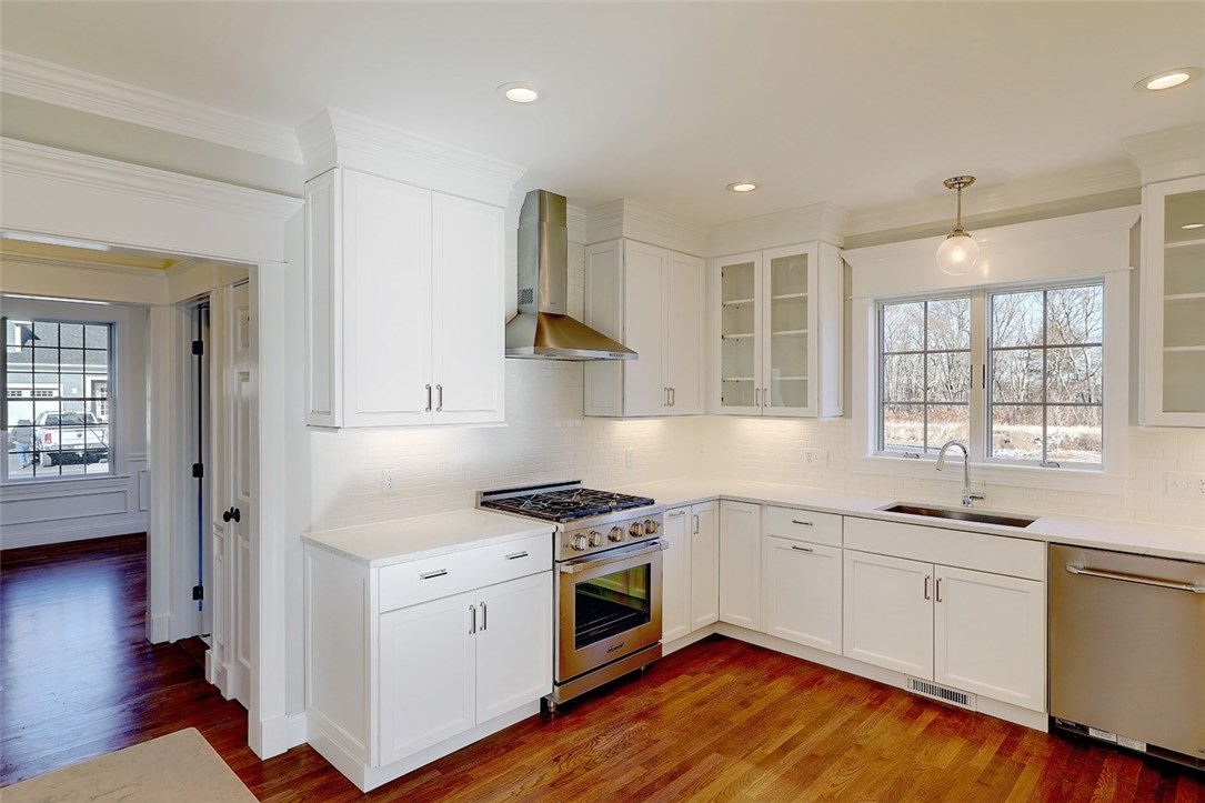 3 Fox Run Road Barrington, RI 02806 - Photo 13 of 39