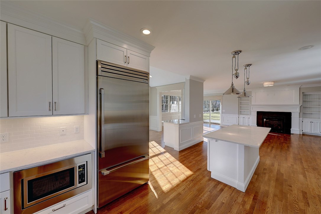3 Fox Run Road Barrington, RI 02806 - Photo 17 of 39