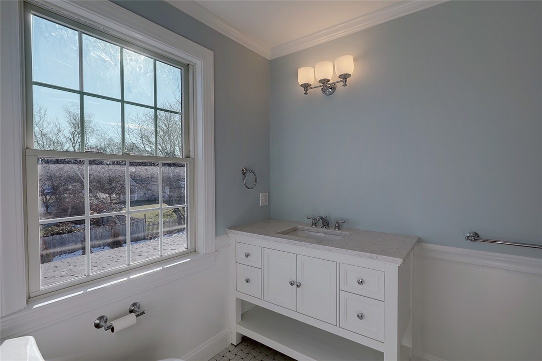 3 Fox Run Road Barrington, RI 02806 - Photo 32 of 39
