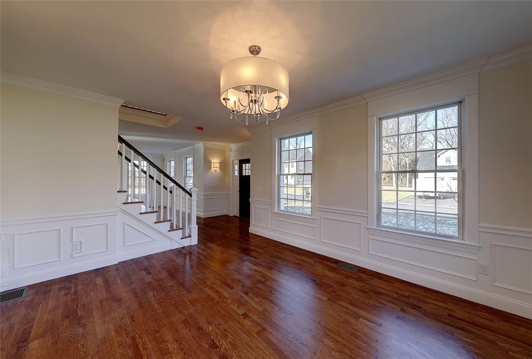 3 Fox Run Road Barrington, RI 02806 - Photo 6 of 39