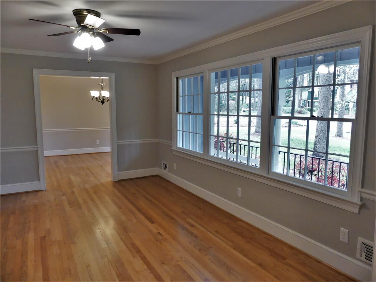 6809 Woodmere Drive Raleigh, NC 27612 - Photo 9 of 30 Living Room