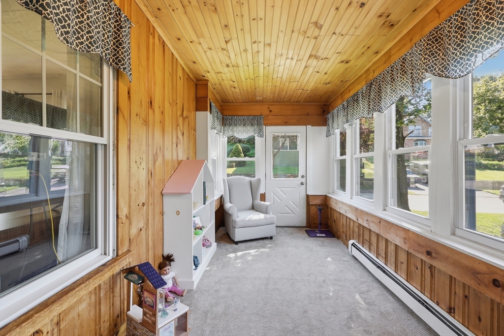 12 Elm Street Hudson, MA 01749 - Photo 5 of 33 Gallery Image 5