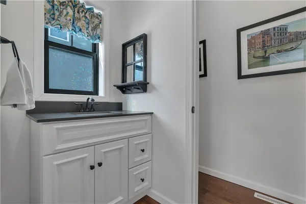 $560,000 | 17 Wuddall Avenue, Warwick, RI 02889