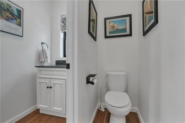 $560,000 | 17 Wuddall Avenue, Warwick, RI 02889