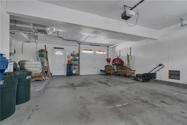 $560,000 | 17 Wuddall Avenue, Warwick, RI 02889