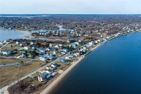 $560,000 | 17 Wuddall Avenue, Warwick, RI 02889