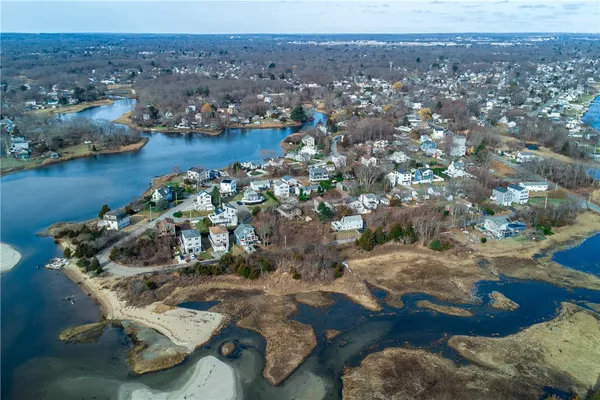 $560,000 | 17 Wuddall Avenue, Warwick, RI 02889