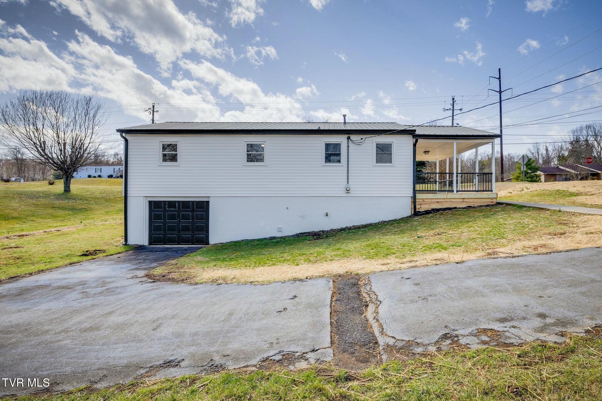 2112 Indian Ridge Road Johnson City, TN 37604 - Photo 25 of 34 tempImageUJrPGG