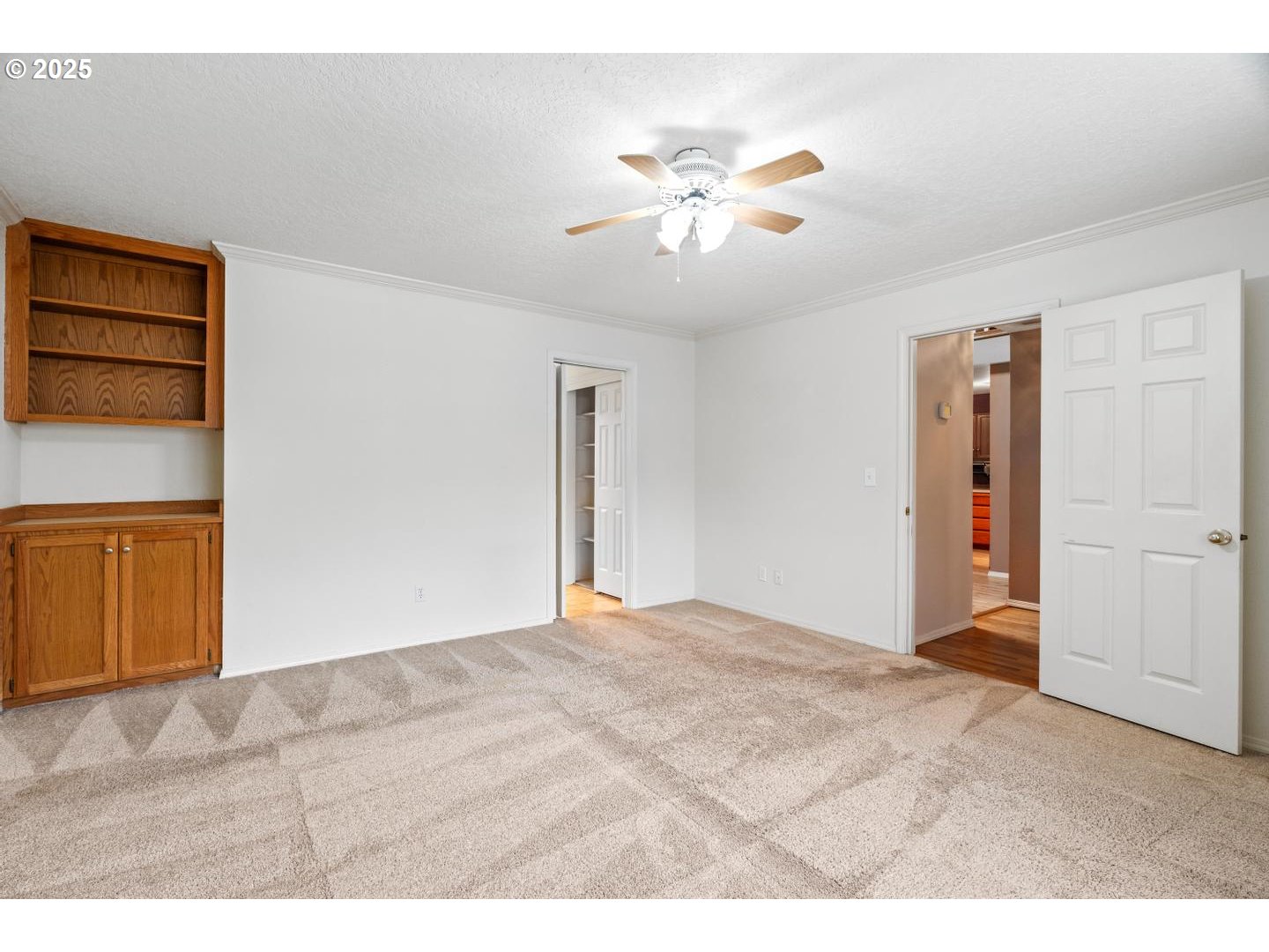 16718 Southwest Hargis Road Beaverton, OR 97007 - Photo 23 of 47 Primary Bedroom