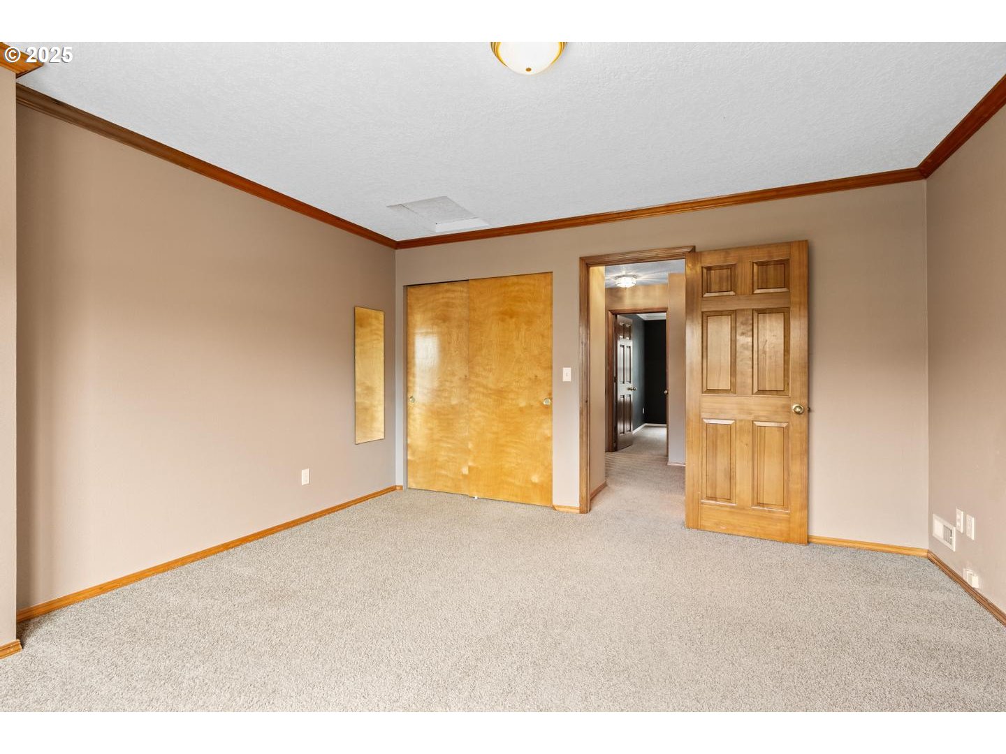 16718 Southwest Hargis Road Beaverton, OR 97007 - Photo 32 of 47 Bedroom