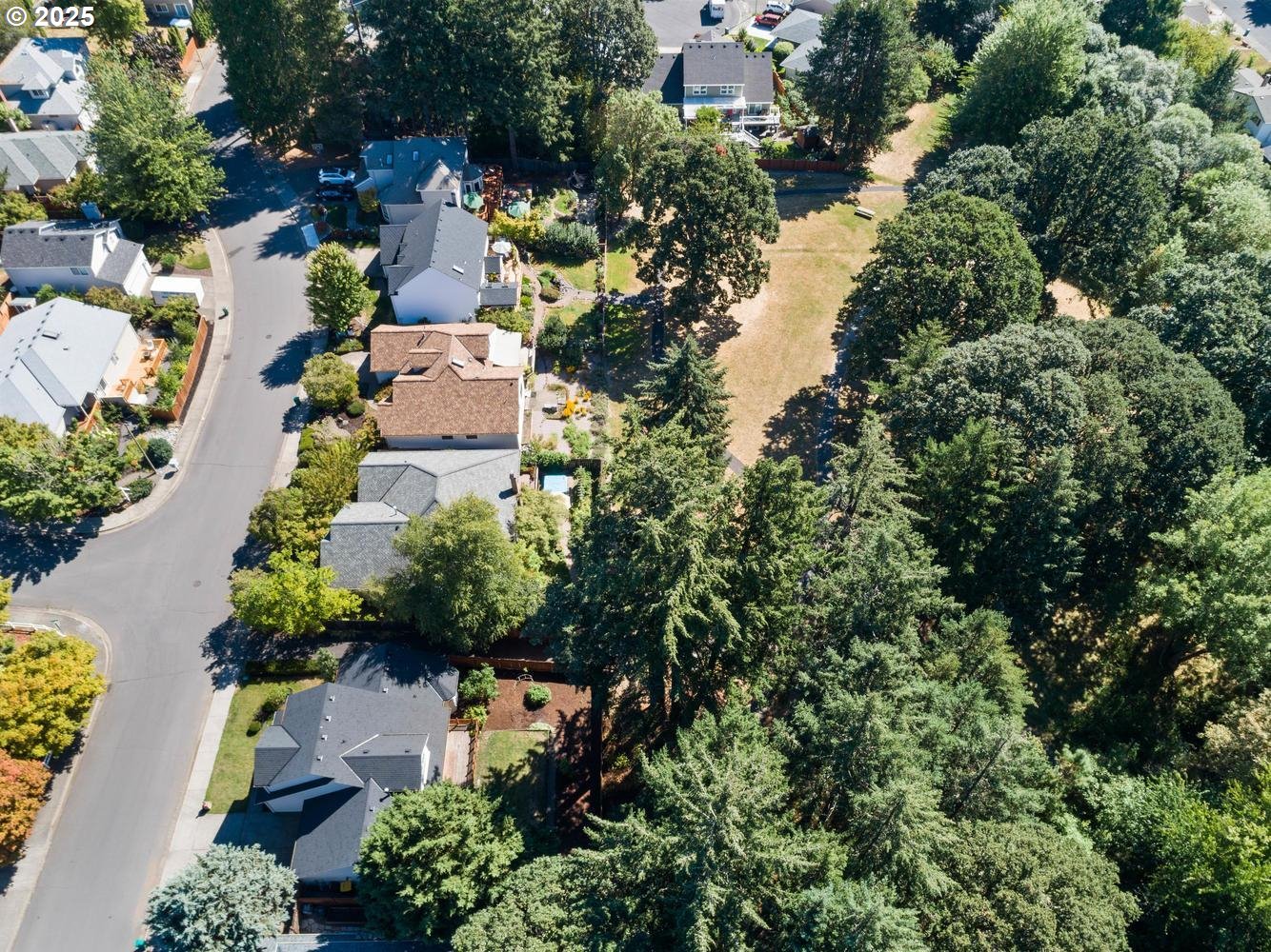 16718 Southwest Hargis Road Beaverton, OR 97007 - Photo 40 of 47